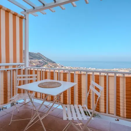 Vistalmar, Duplex En Ferienhaus