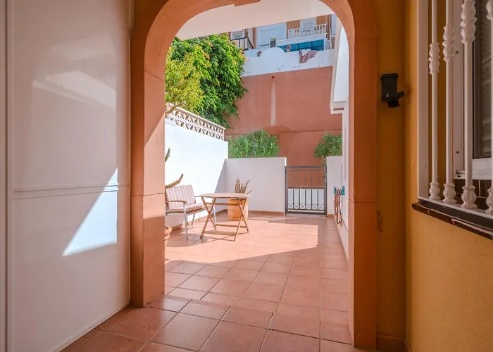 Vistalmar, Duplex En Адехе